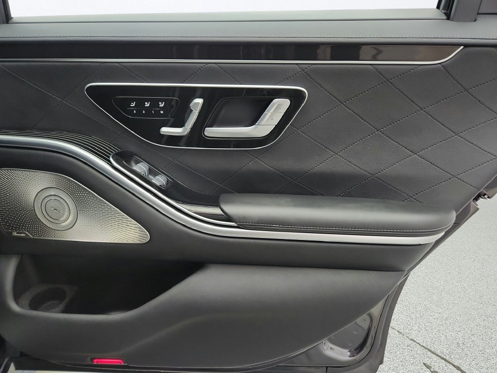 Used 2021 Mercedes-Benz S 580 4MATIC Sedan image 33