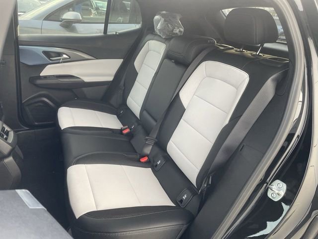 New 2026 Chevrolet Equinox EV LT AWD/4WD image 23
