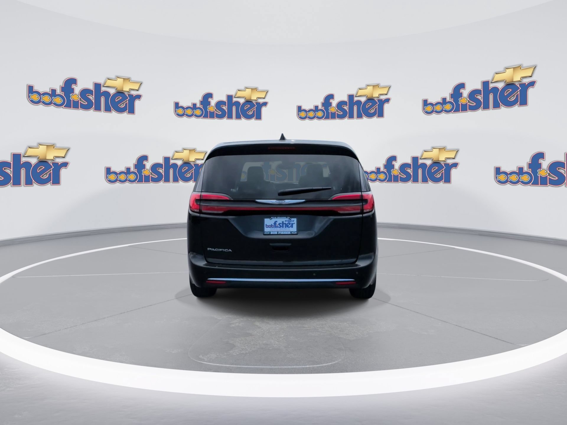 Used 2024 Chrysler Pacifica Touring-L FWD image 7
