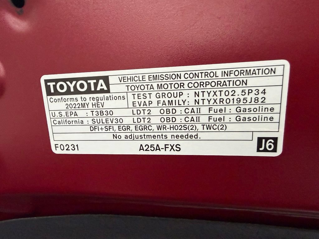 Certified 2022 Toyota Sienna LE AWD/4WD image 37