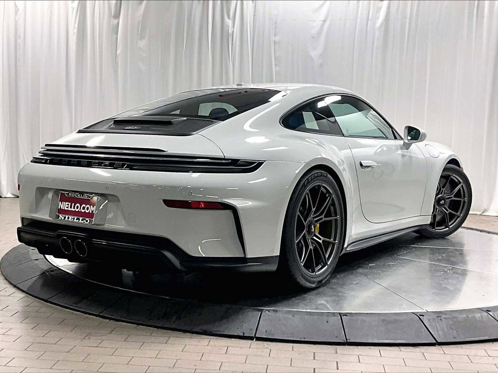 Used 2026 Porsche 911 GT3 image 10