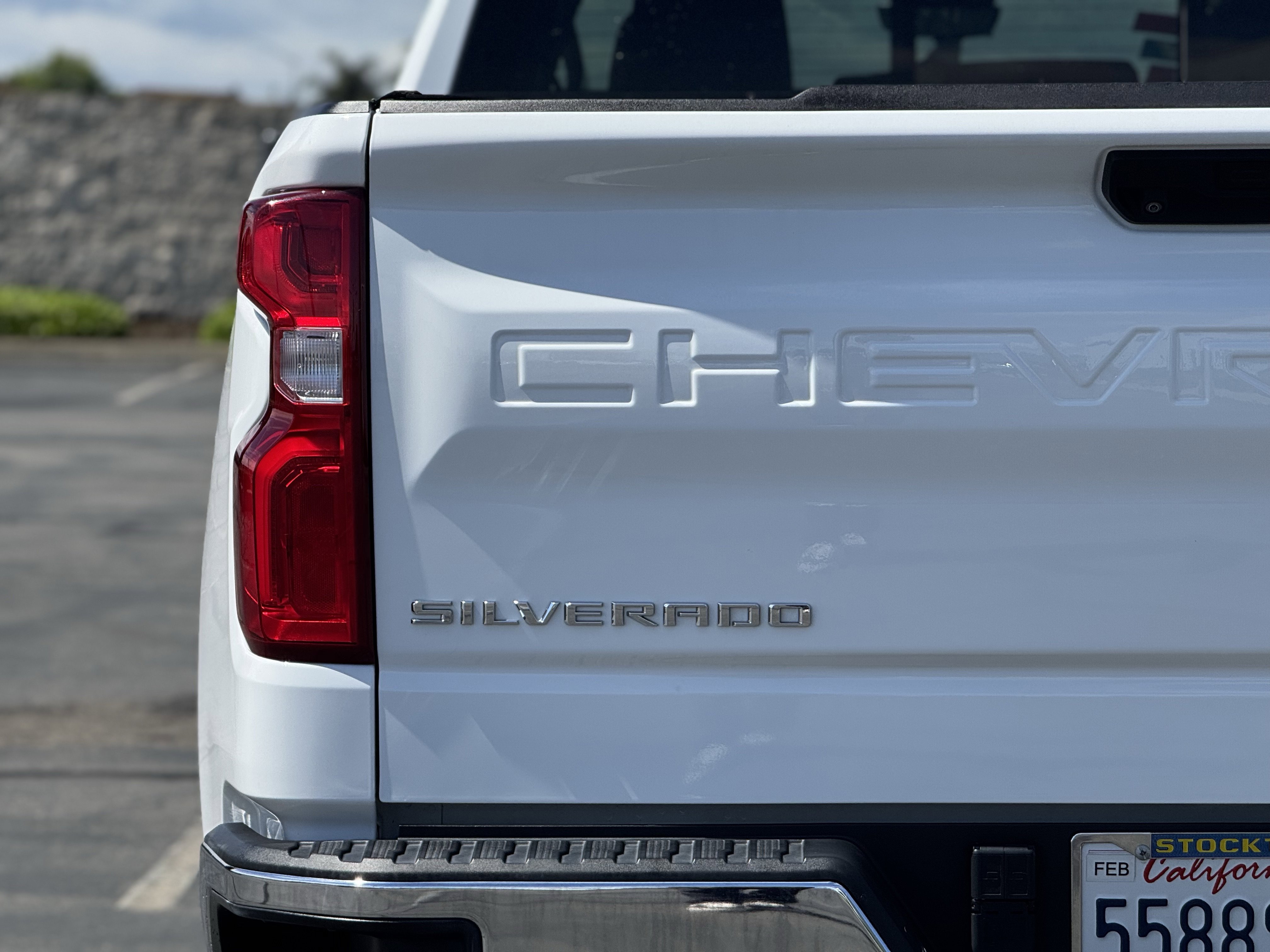 Used 2022 Chevrolet Silverado 1500 LTZ w/ LTZ Premium Package image 7