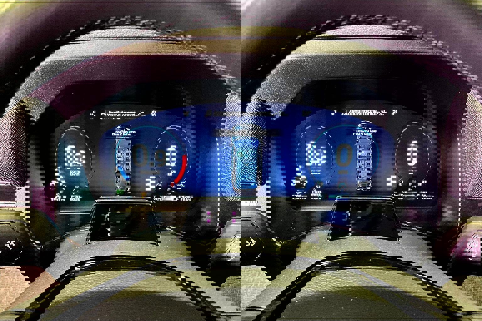 Used 2025 Ford Explorer Platinum w/ LUX Leather Package image 13