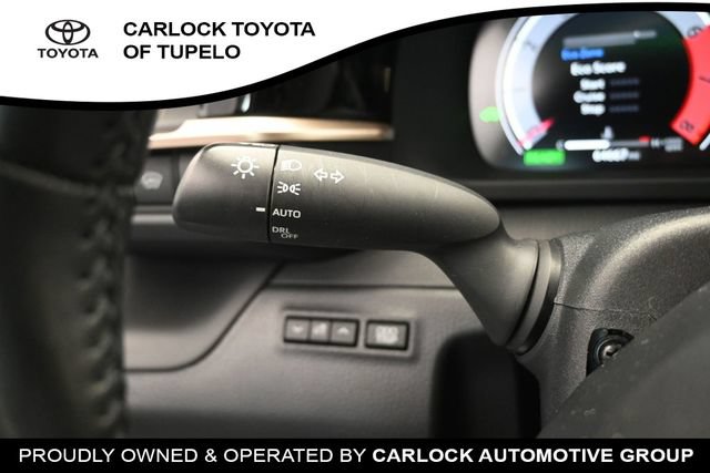 Used 2023 Toyota Crown AWD/4WD image 21