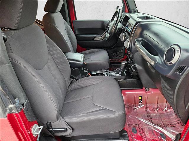Used 2013 Jeep Wrangler Sport AWD/4WD image 18