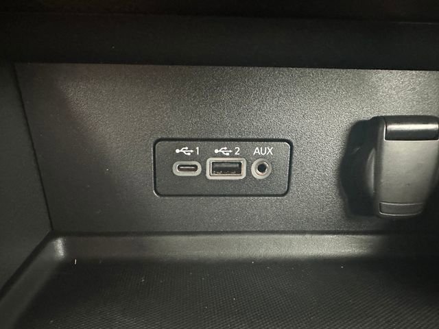 Used 2022 Nissan Sentra SV image 25