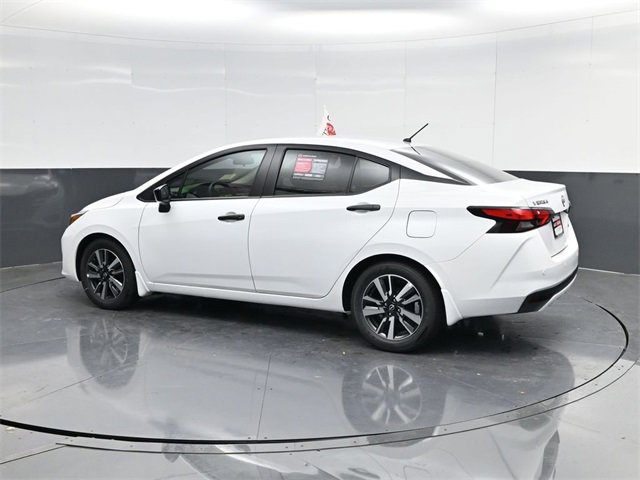 Used 2025 Nissan Versa S w/ S Plus Package image 5