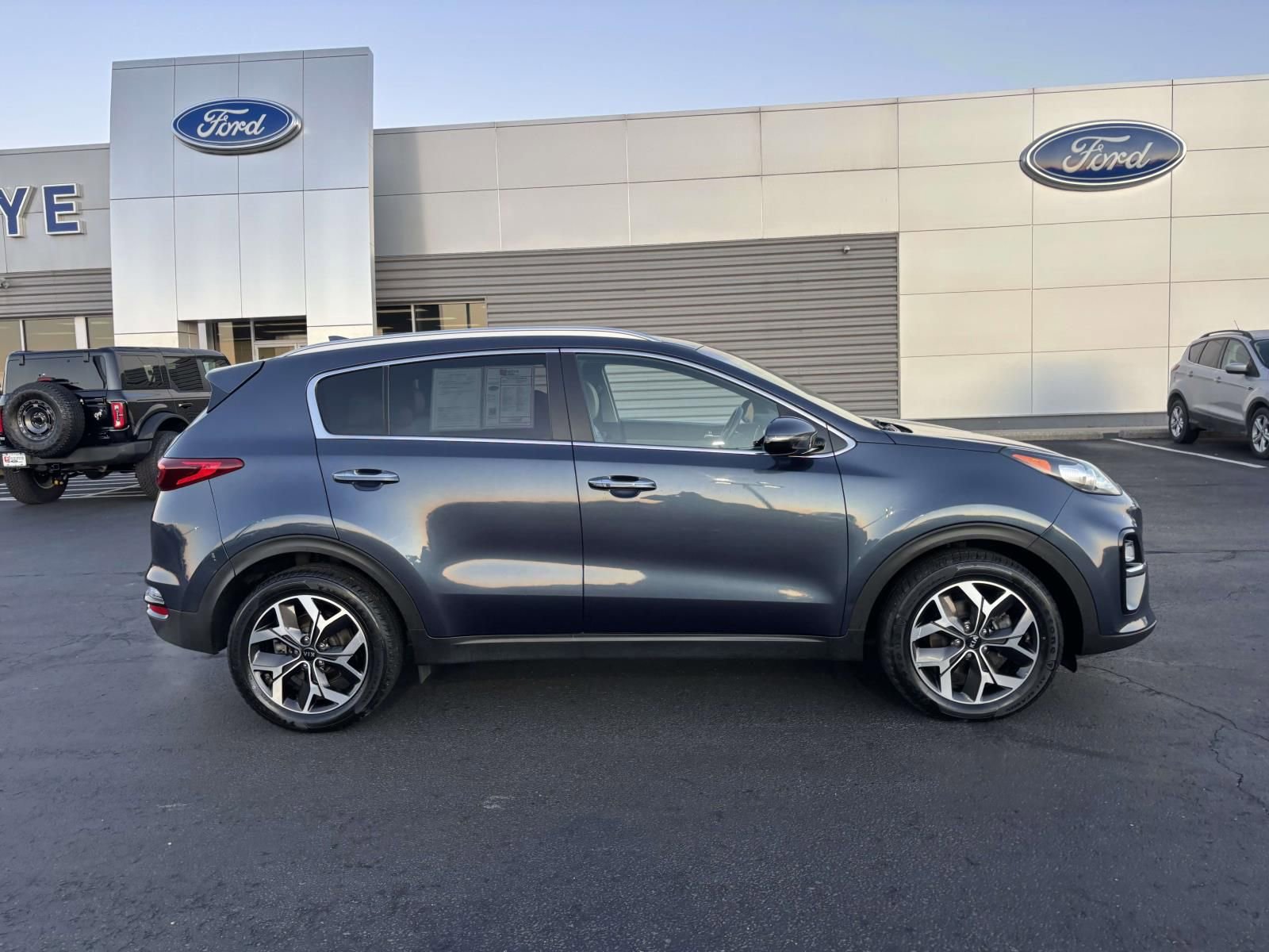 Used 2021 Kia Sportage EX image 10