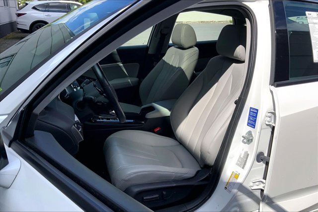 Used 2024 Acura Integra FWD image 25