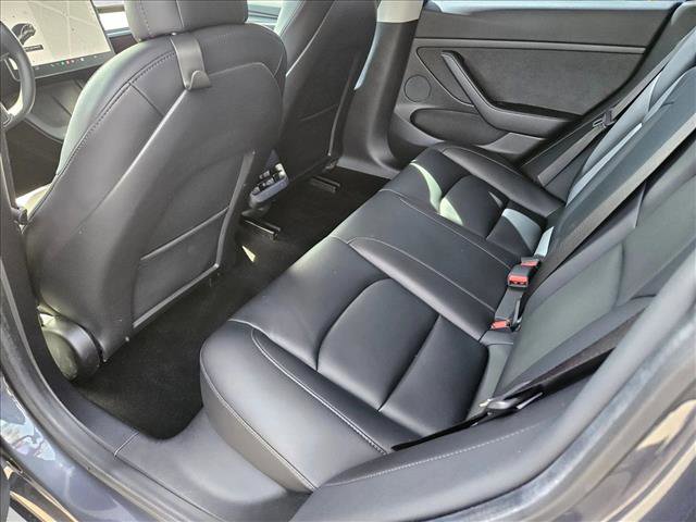 Used 2021 Tesla Model 3 Performance image 16