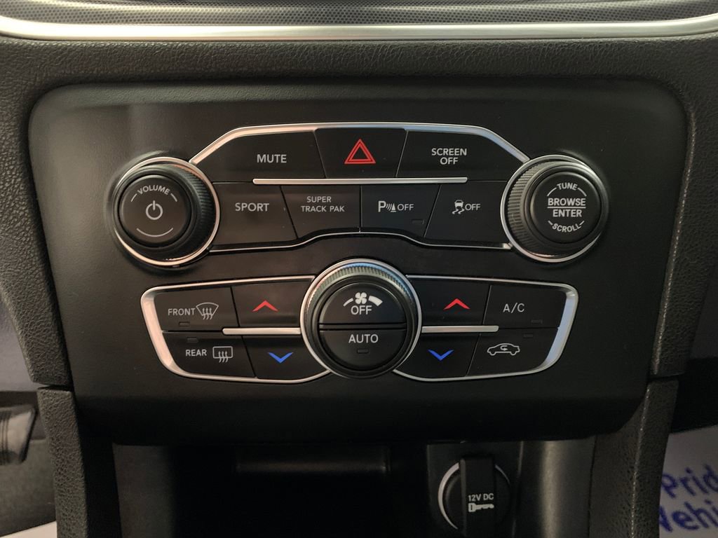 Used 2018 Dodge Charger GT AWD/4WD image 27