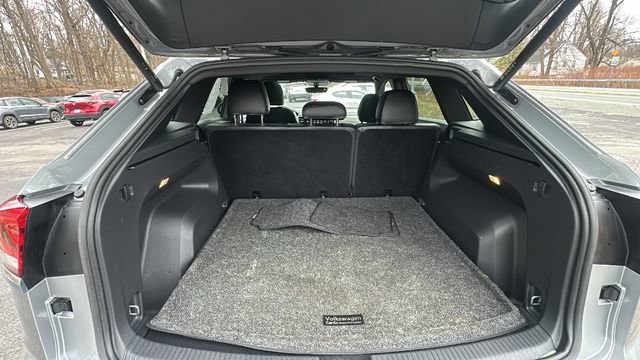 Used 2023 Volkswagen Atlas Cross Sport SE image 38