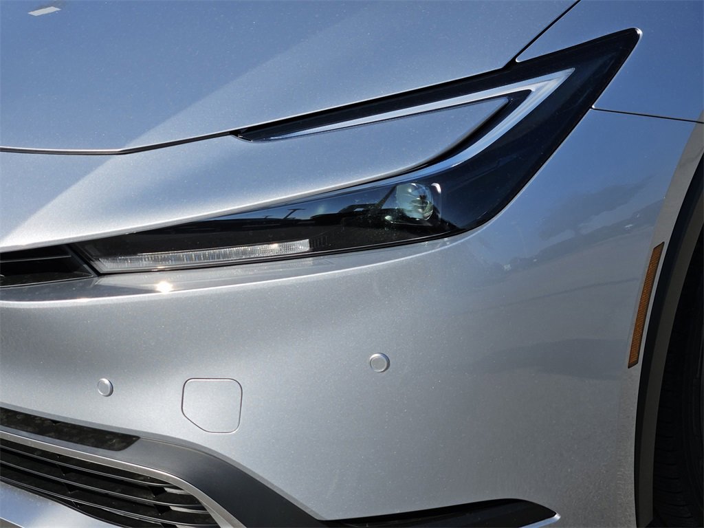 New 2026 Toyota Prius Plug-In Hybrid image 5