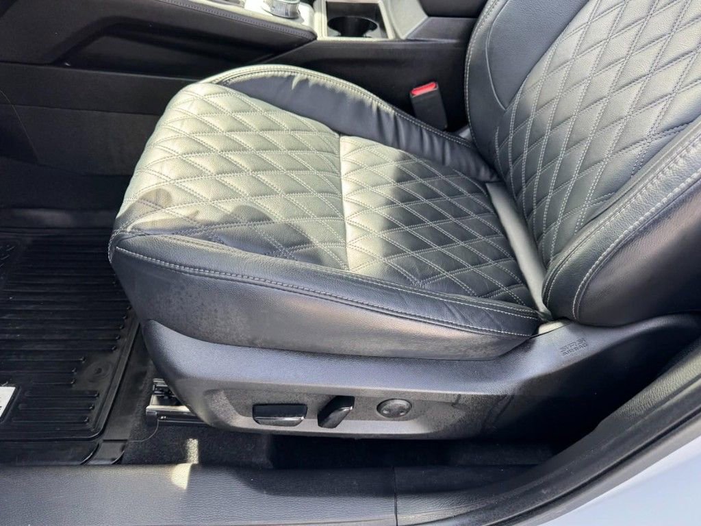 Used 2022 Mitsubishi Outlander SEL AWD/4WD image 15