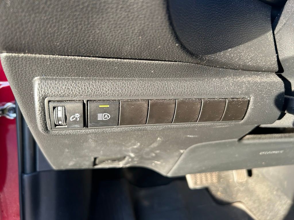 Used 2023 Toyota Corolla SE FWD image 18