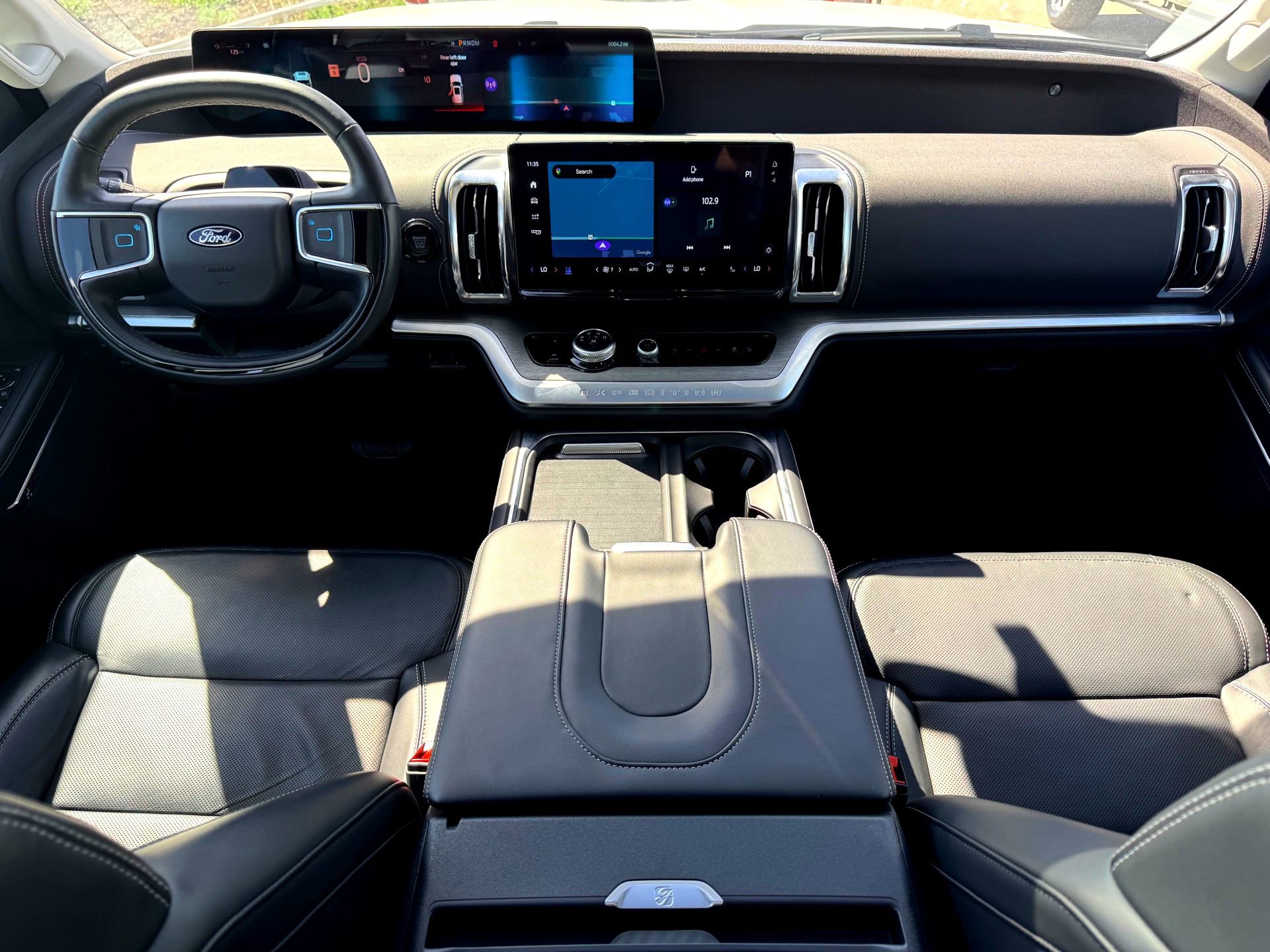 Used 2025 Ford Expedition Platinum AWD/4WD image 24