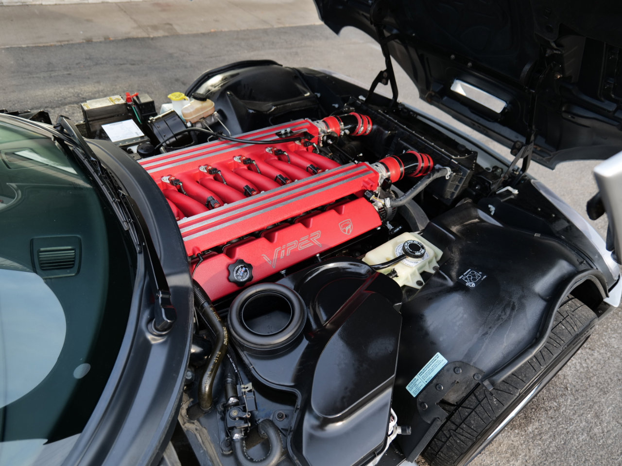 Used 1999 Dodge Viper GTS image 46