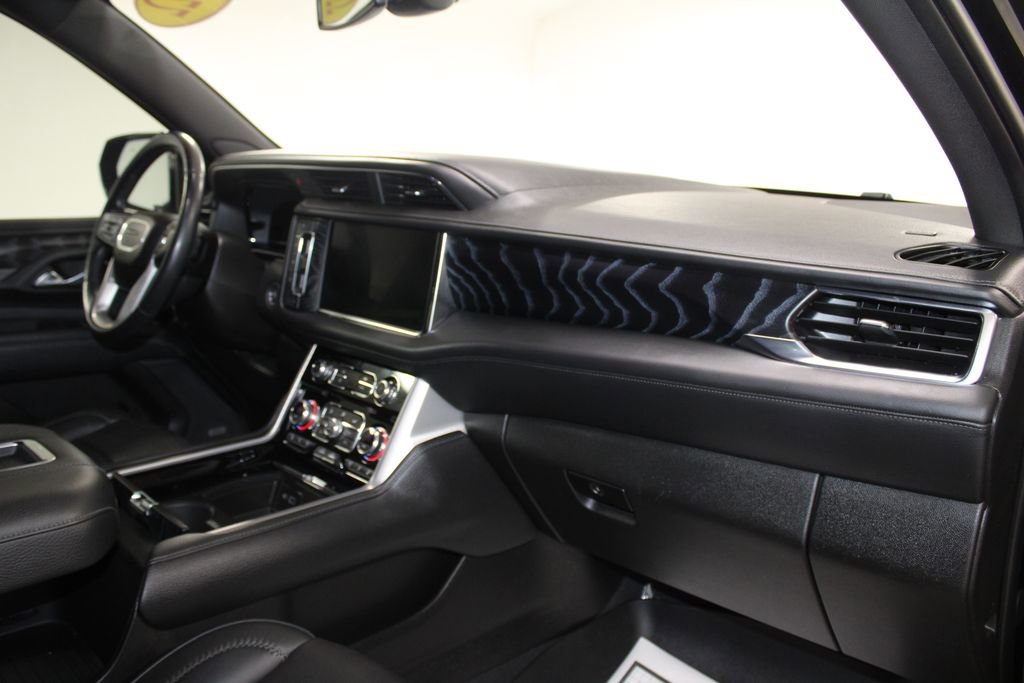 Used 2022 GMC Yukon Denali image 32