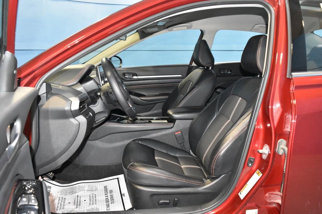 Used 2023 Nissan Altima 2.5 SR image 6