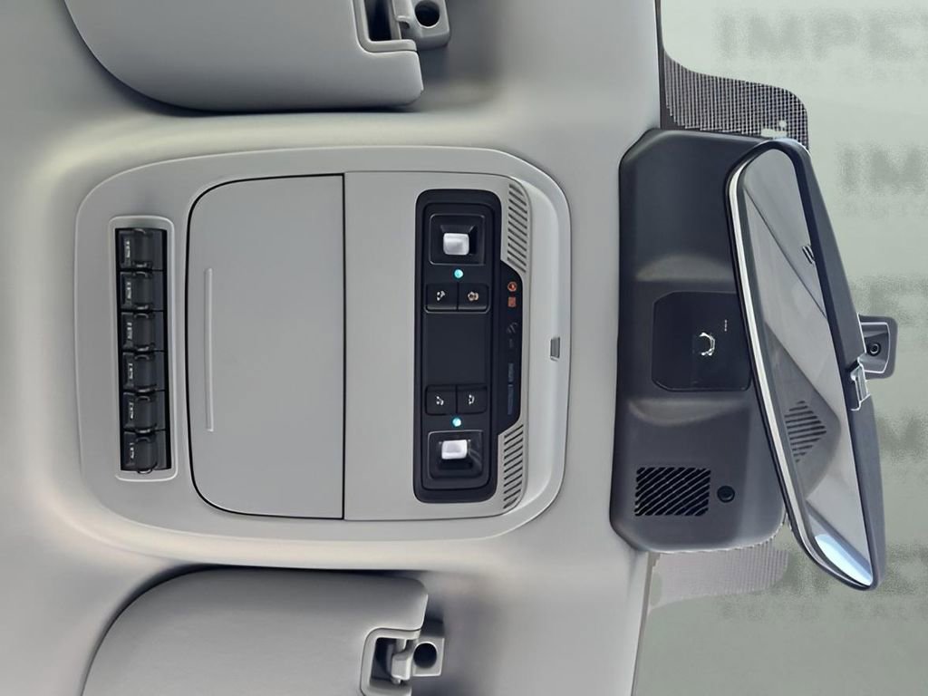 Used 2025 Ford F450 XLT image 19