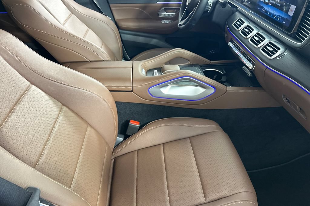 Certified 2026 Mercedes-Benz GLS 450 4MATIC image 21