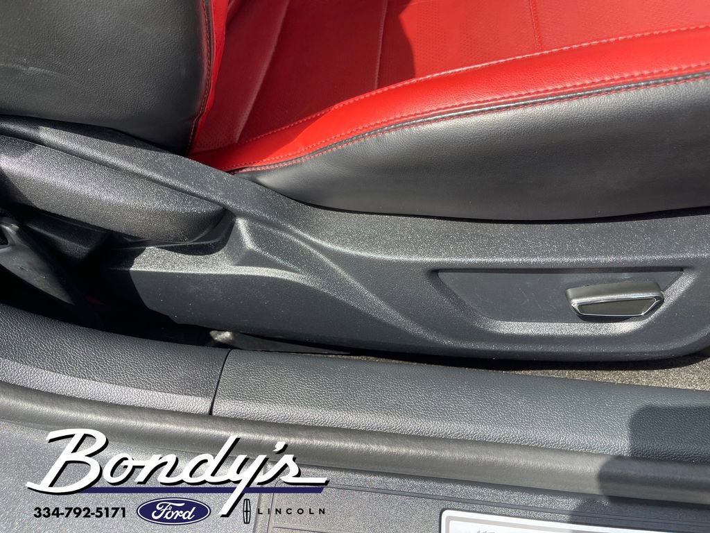 Used 2015 Ford Mustang GT Premium image 17