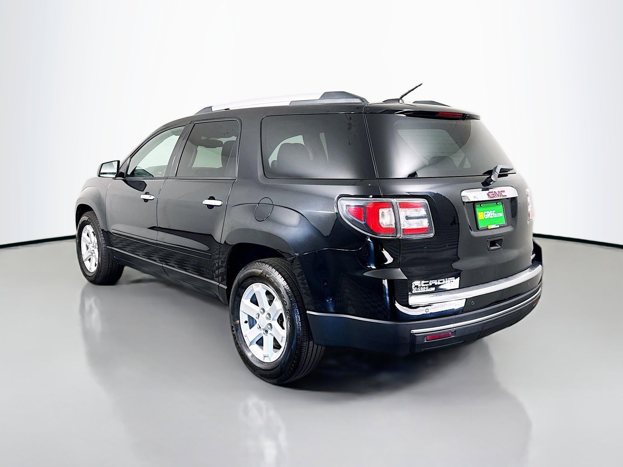 Used 2016 GMC Acadia SLE image 7