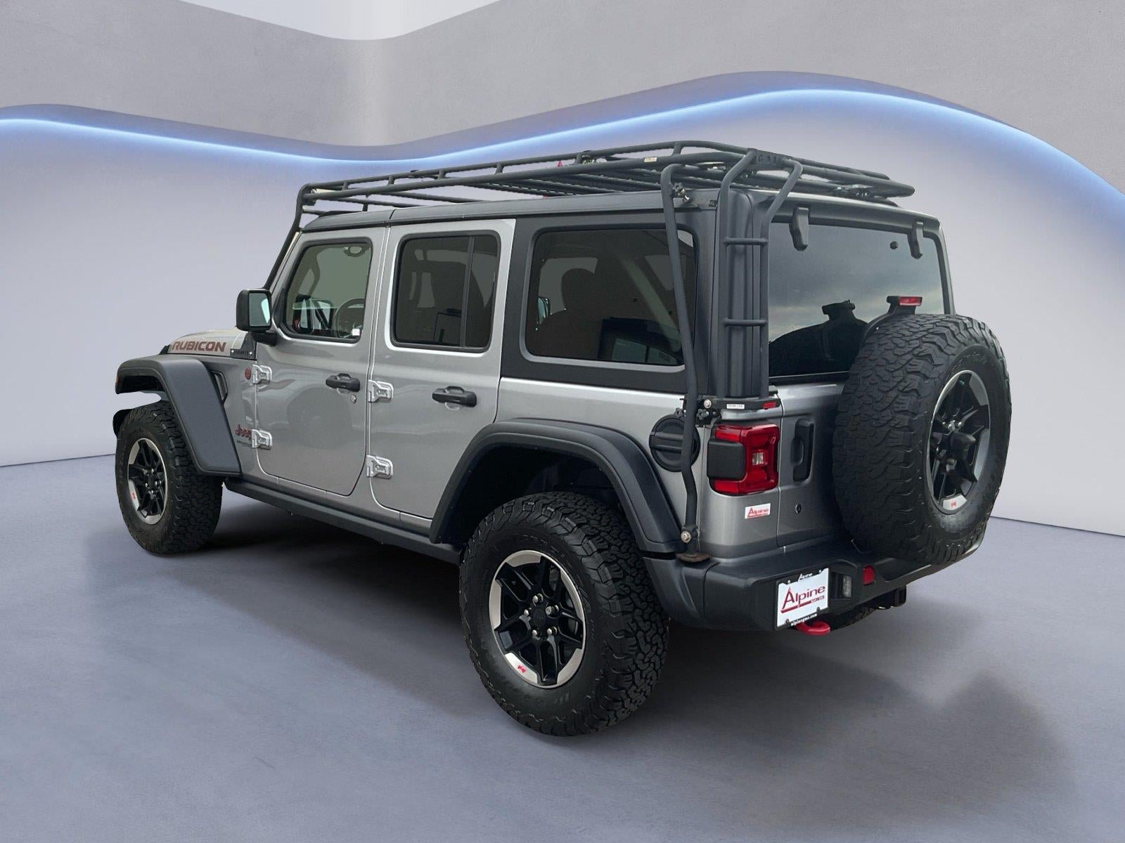 Used 2018 Jeep Wrangler Unlimited Rubicon w/ LED Lighting Group AWD/4WD image 3