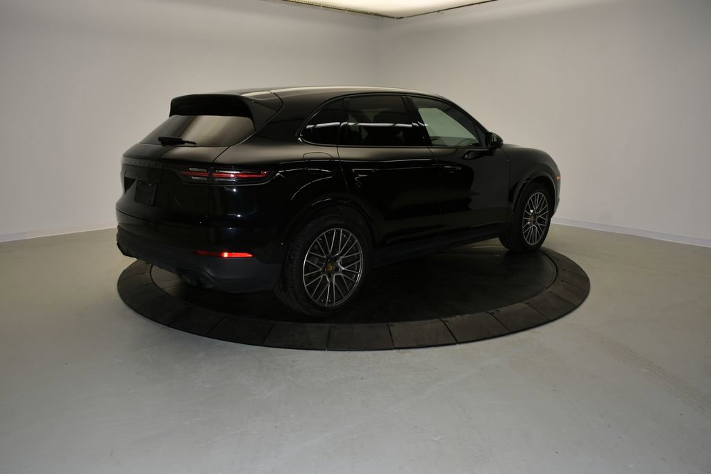 Certified 2023 Porsche Cayenne Platinum Edition AWD/4WD image 7