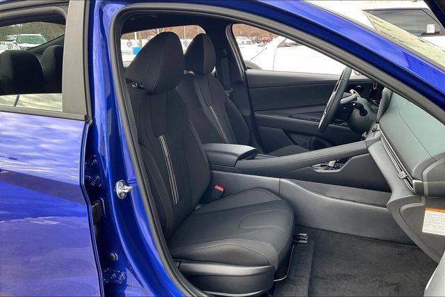 New 2025 Hyundai Elantra SEL image 27