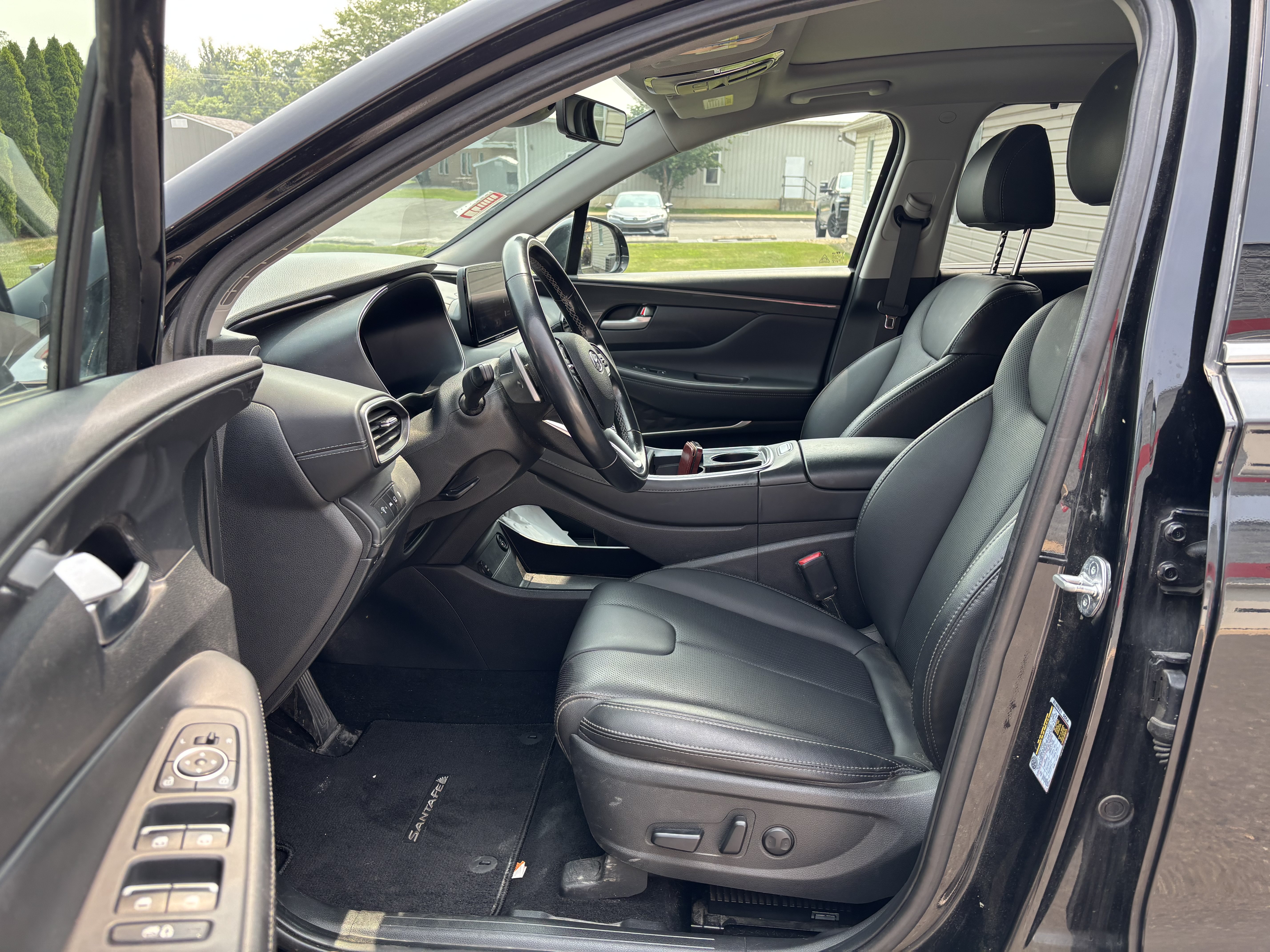 Used 2023 Hyundai Santa Fe SEL Premium AWD/4WD image 13