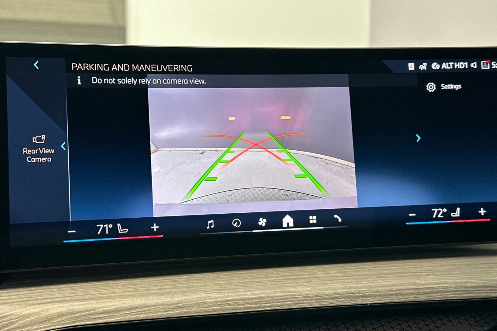 New 2026 BMW 330i Sedan image 22