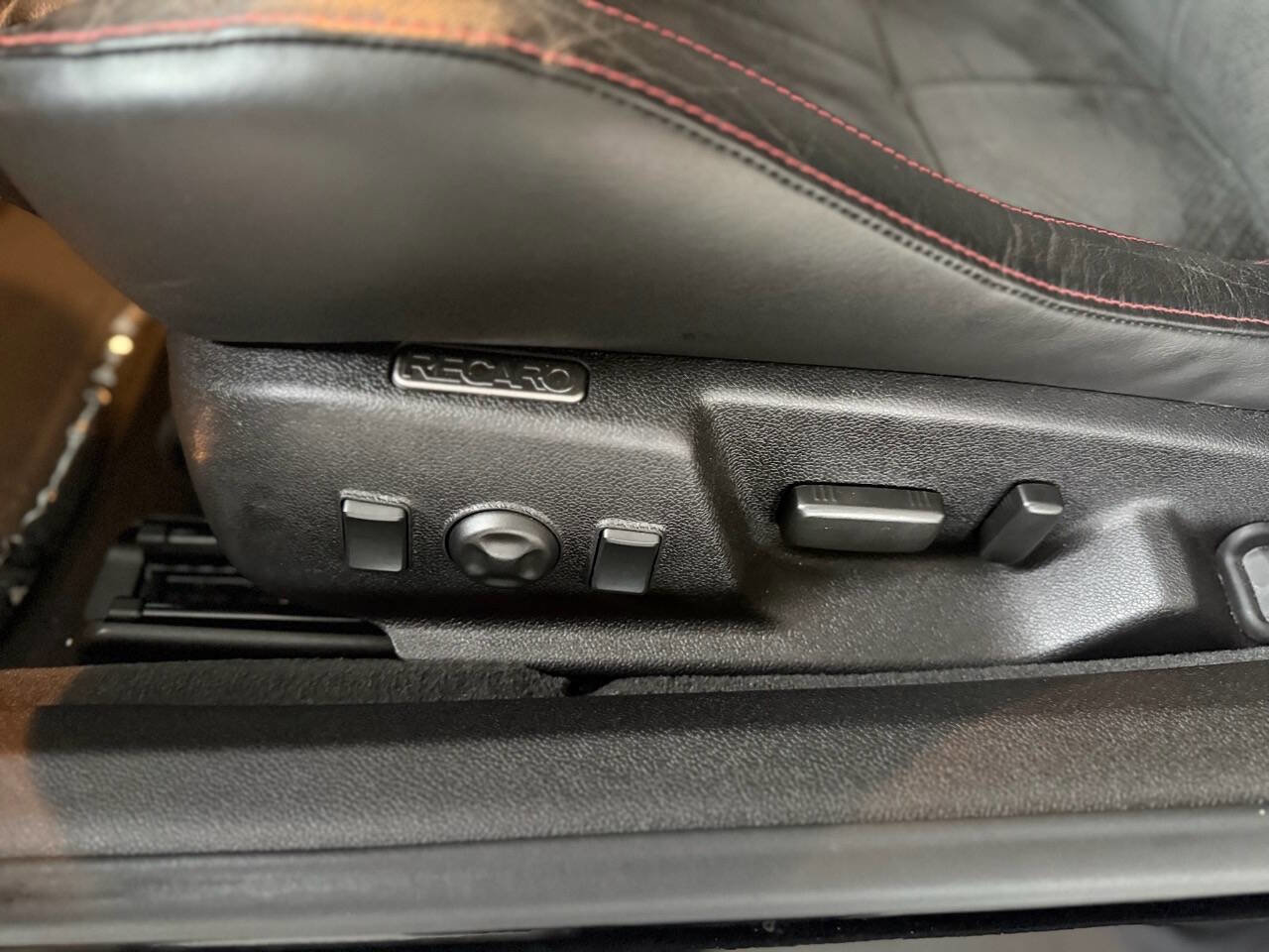 Used 2015 Cadillac CTS V RWD image 30