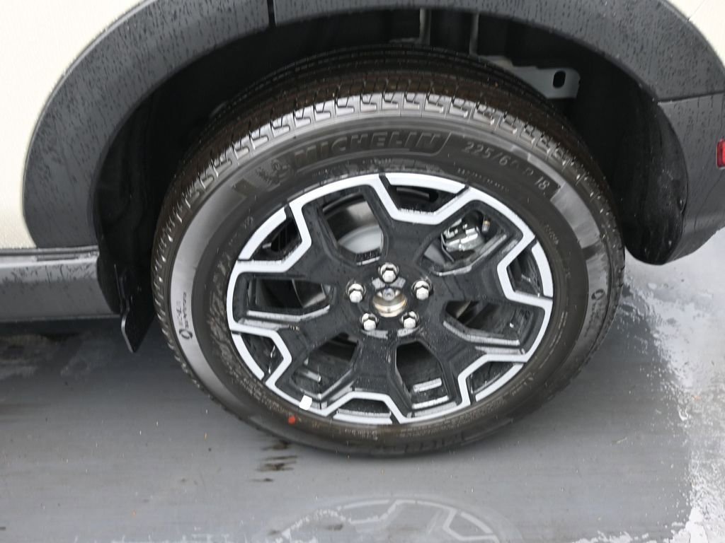 New 2025 Ford Bronco Sport Outer Banks image 12