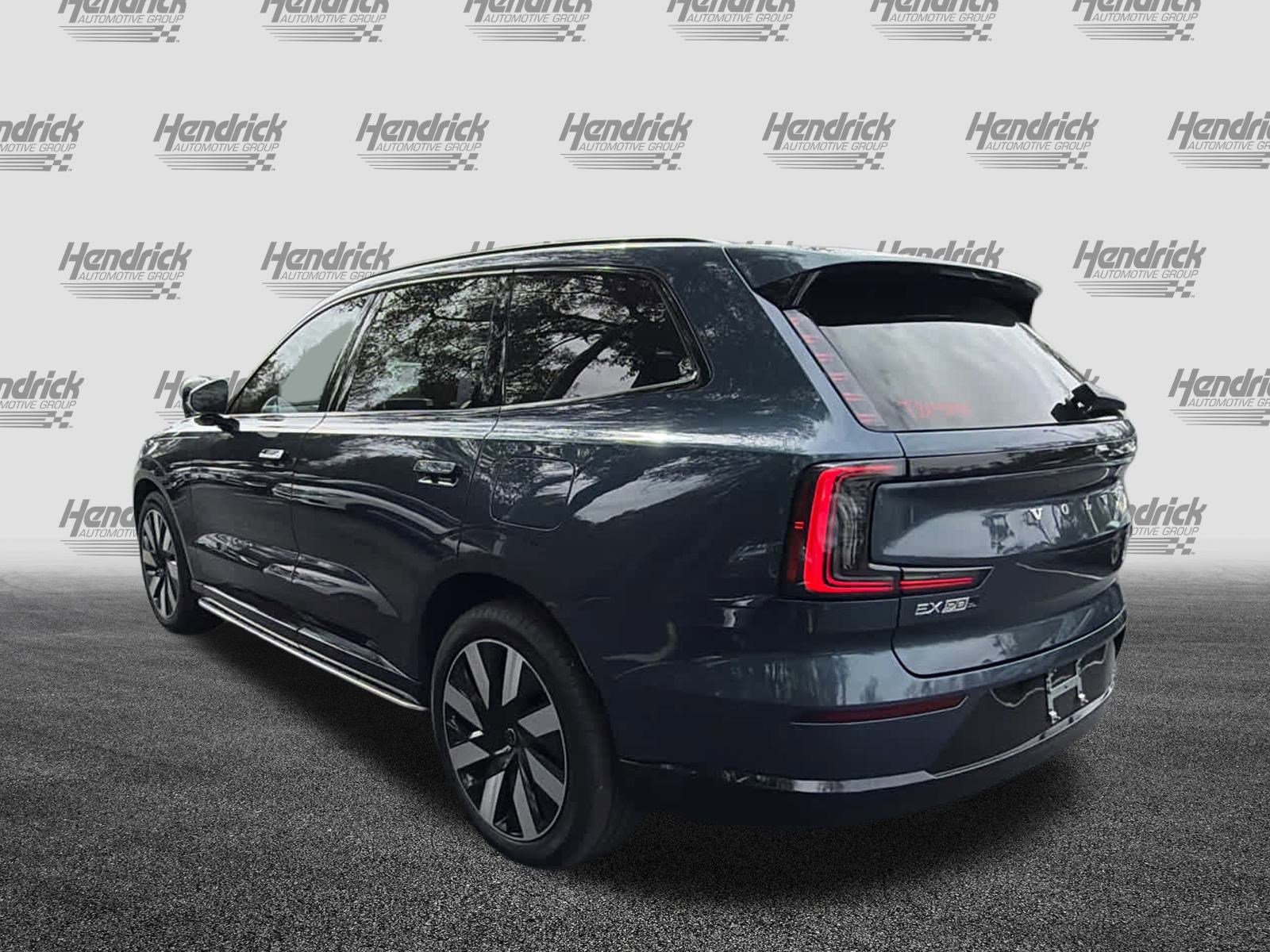 Certified 2025 Volvo EX90 Ultra image 9