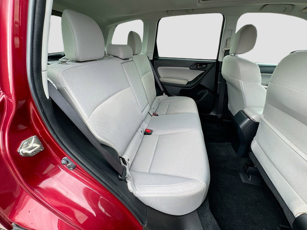 Used 2018 Subaru Forester 2.5i Premium image 34