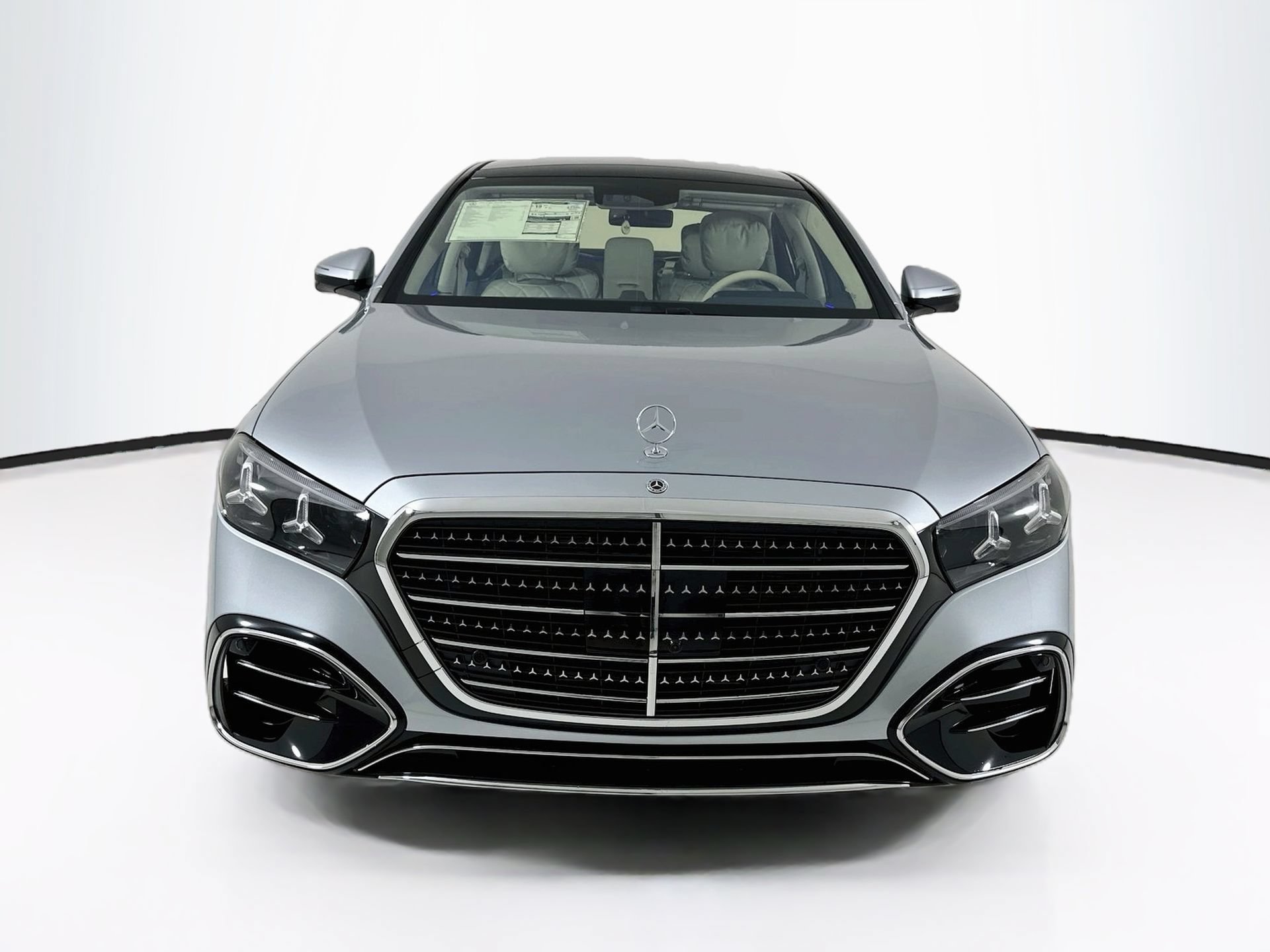 New 2027 Mercedes-Benz S 580 4MATIC Sedan image 2