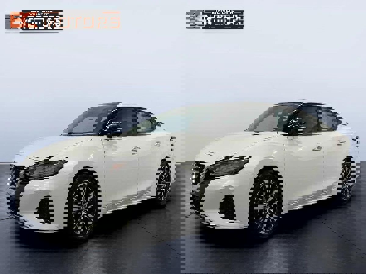 Used 2023 Nissan Maxima SL image 2