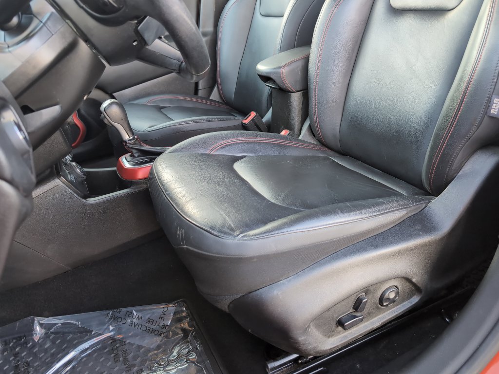 Used 2021 Jeep Renegade Trailhawk image 13