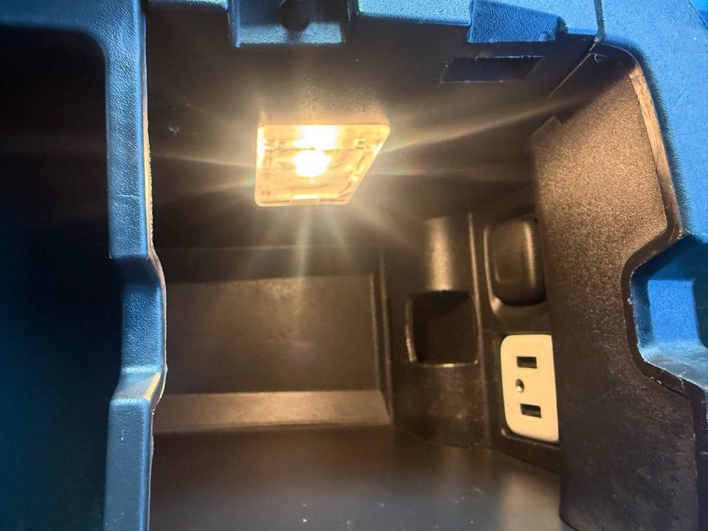 Used 2017 Chevrolet Impala LT FWD image 53