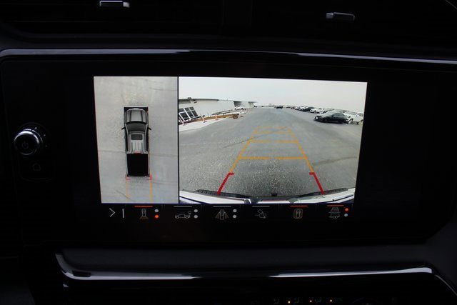 Used 2024 GMC Sierra 1500 AT4 w/ Technology Package image 33