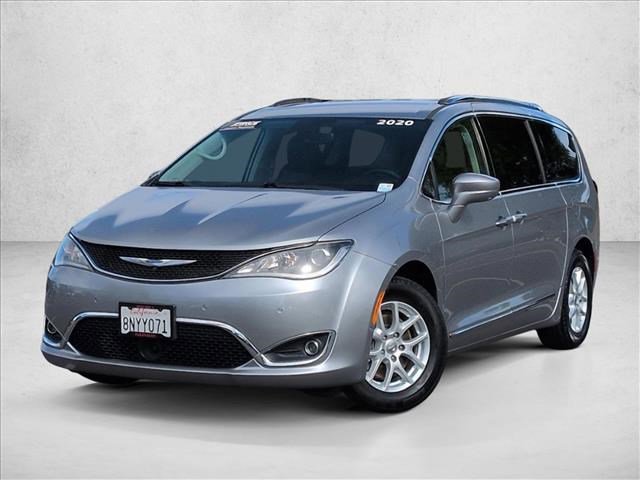 Used 2020 Chrysler Pacifica Touring-L w/ Advanced Safetytec Group