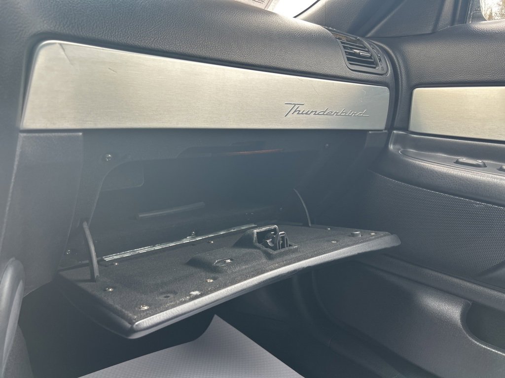 Used 2003 Ford Thunderbird Deluxe image 18