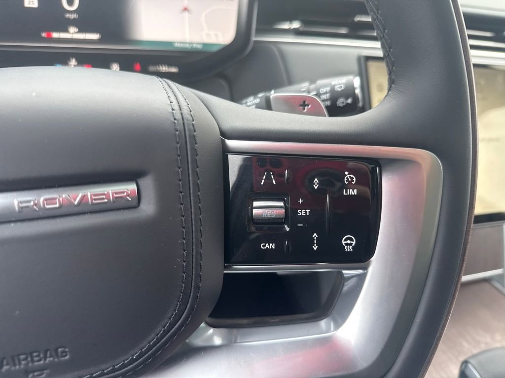 New 2025 Land Rover Range Rover SE image 21