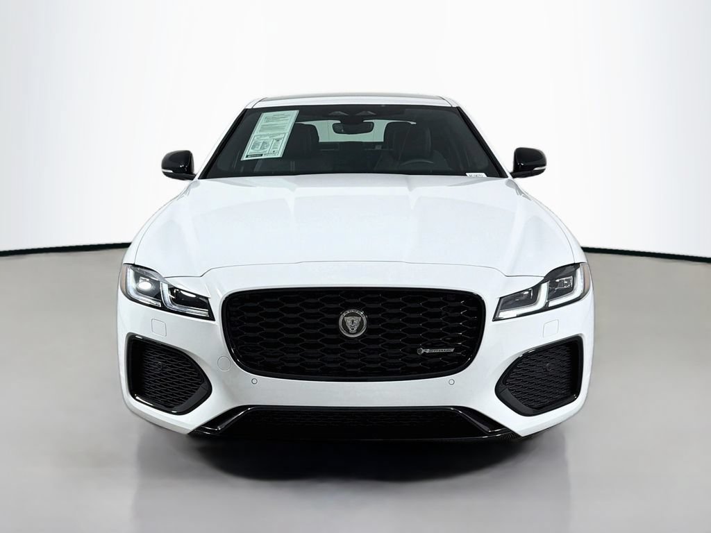 Used 2024 Jaguar XF R-Dynamic SE AWD/4WD image 2