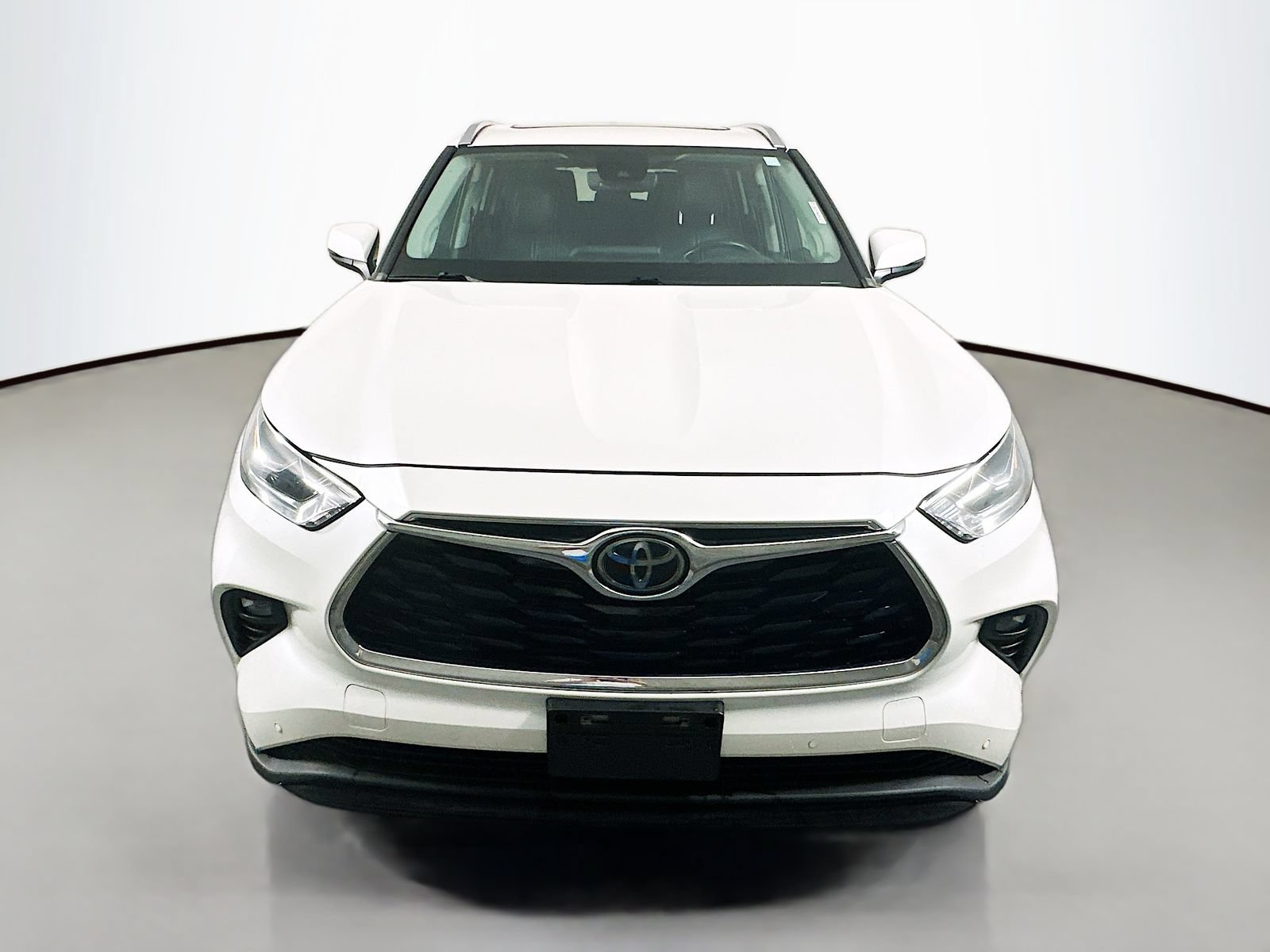 Used 2020 Toyota Highlander Limited AWD/4WD image 2
