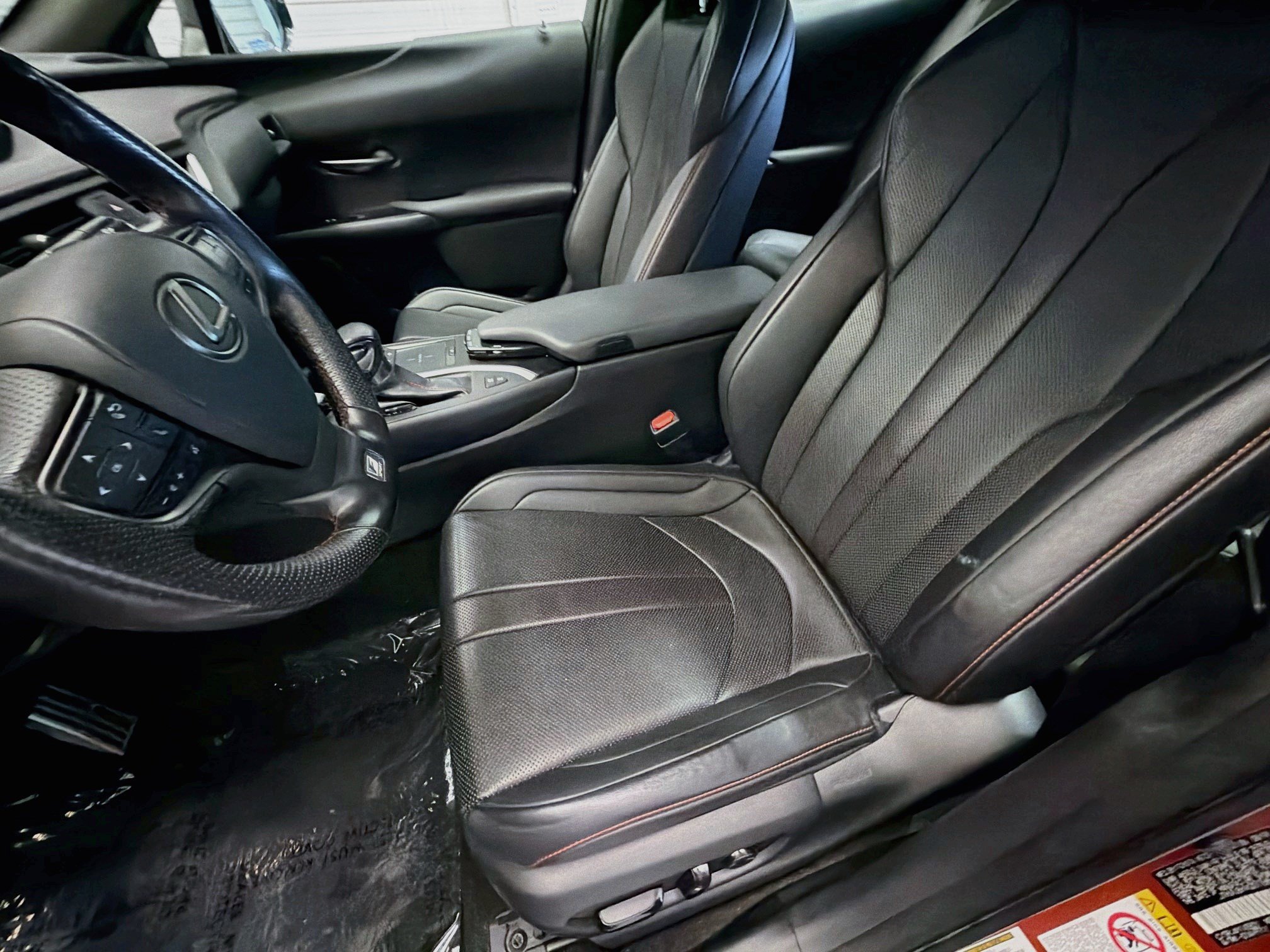 Used 2019 Lexus UX 250h F Sport AWD/4WD image 11