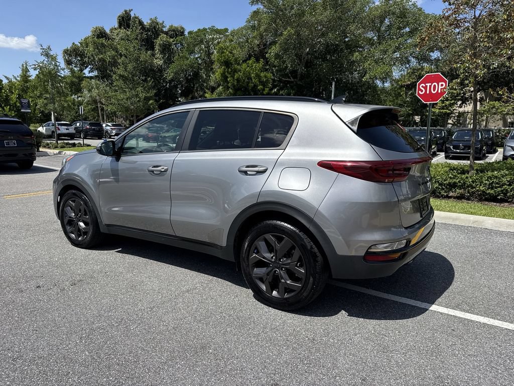 Used 2022 Kia Sportage Nightfall Edition FWD image 12