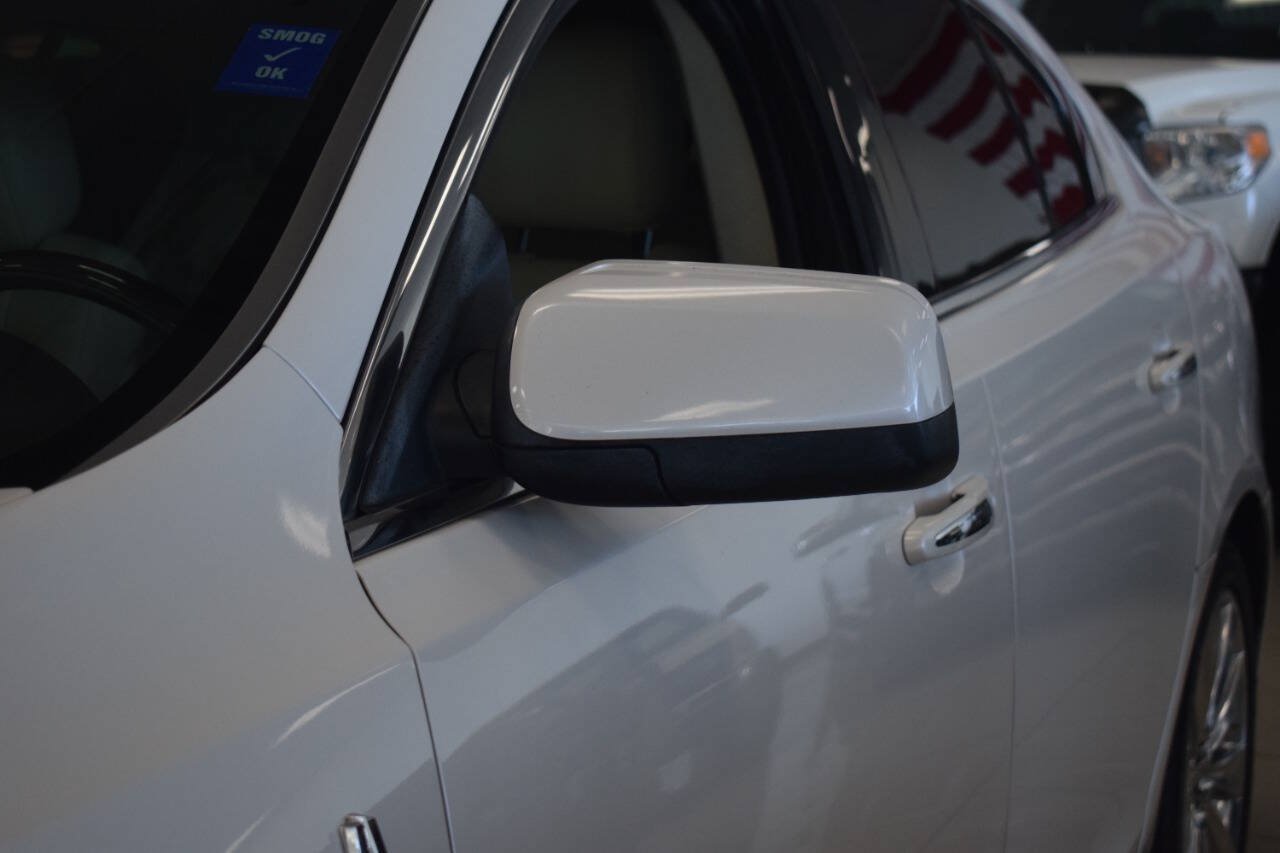 Used 2013 Lincoln MKS AWD image 12
