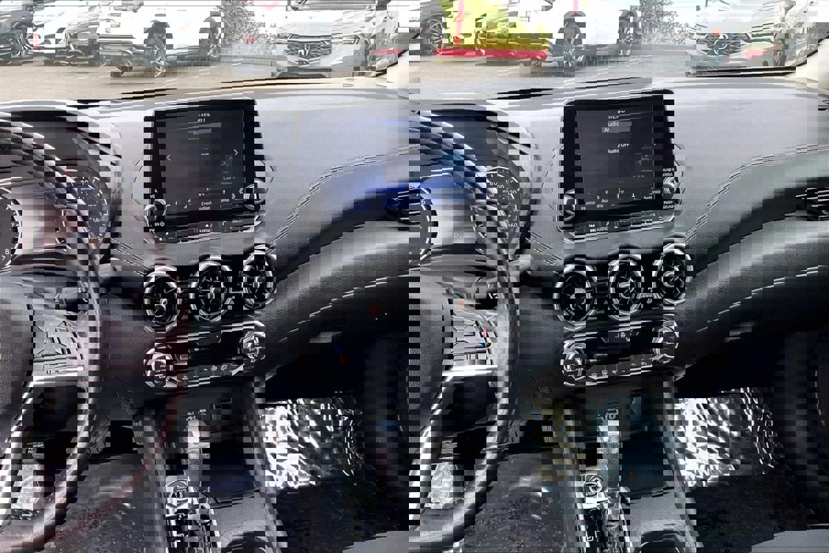 Used 2022 Nissan Sentra SV w/ All-Weather Package image 6